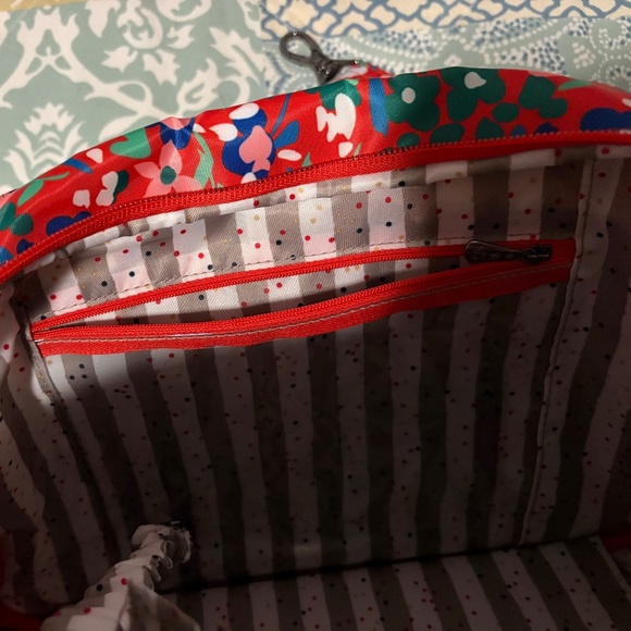 Lug Jumper Crossbody - Picture 11 of 11